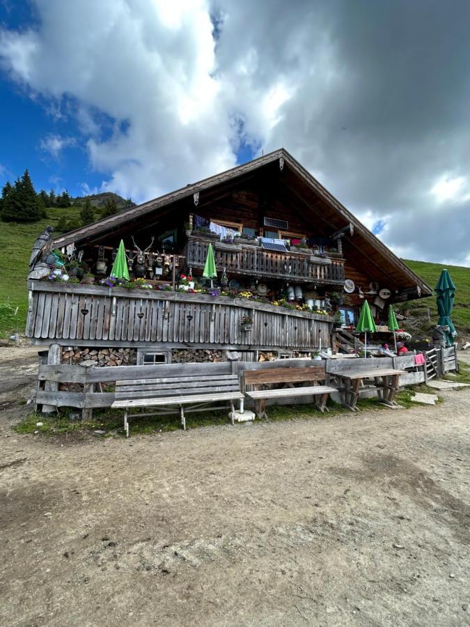 Haus Laubreuter Apartman Kaprun Kültér fotó